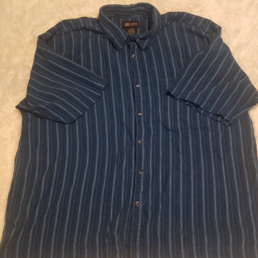 Big Men's Blue Faded Glory Short Sleeve Button Down Shirt. Size 2XL.